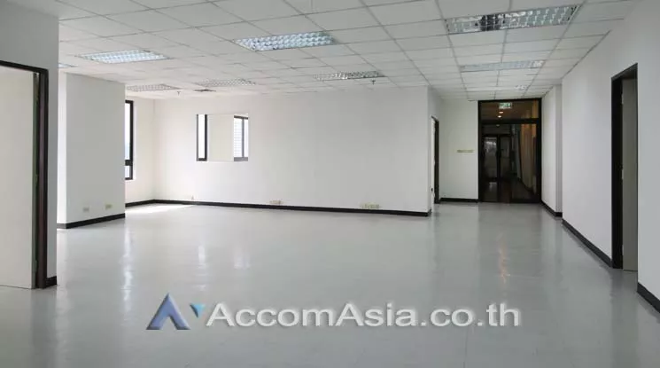 4  Office Space For Rent in Phaholyothin ,Bangkok  at Elephant Building AA14231